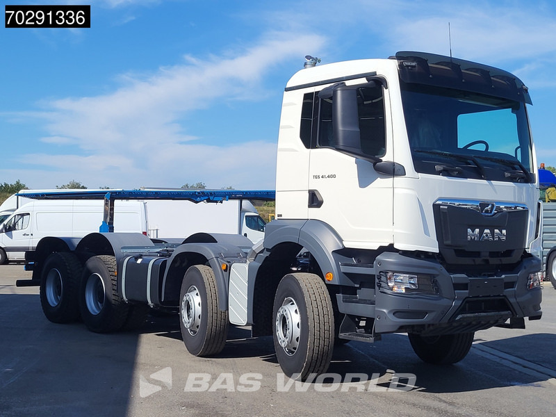 MAN TGS 41.400 8X4 New! Steelsuspension Big-Axle Manual Euro 2 - Kamion-šasija: slika MAN TGS 41.400 8X4 New! Steelsuspension Big-Axle Manual Euro 2 - Kamion-šasija MAN TGS 41.400 8X4 New! Steelsuspension Big-Axle Manual Euro 2 - Kamion-šasija: slika MAN TGS 41.400 8X4 New! Steelsuspension Big-Axle Manual Euro 2 - Kamion-šasija