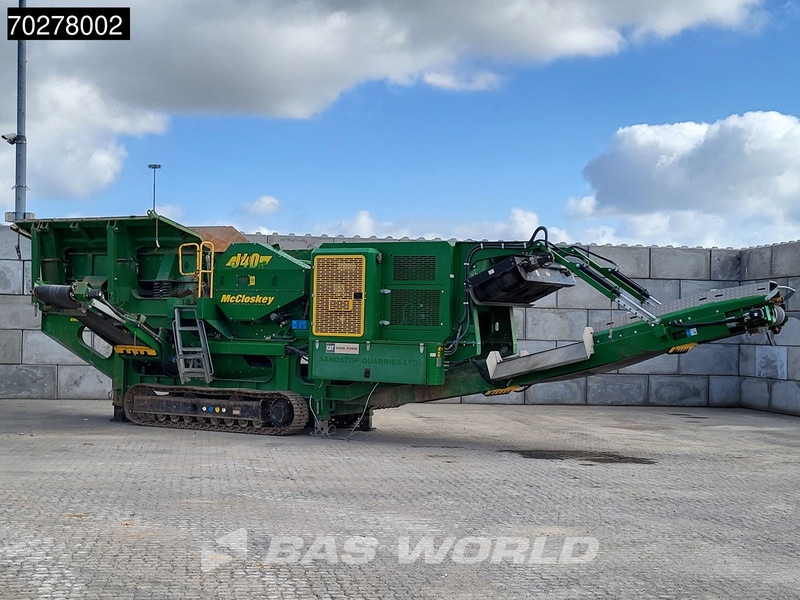 MCCLOSKEY J40 V2 - Mobilna drobilica: slika MCCLOSKEY J40 V2 - Mobilna drobilica MCCLOSKEY J40 V2 - Mobilna drobilica: slika MCCLOSKEY J40 V2 - Mobilna drobilica