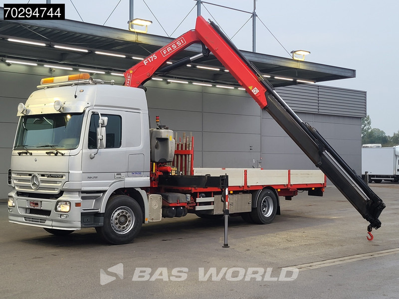 Mercedes-Benz Actros 1836 Actros 4X2 Fassi F175A 26 Crane Kran Remote Automatic Euro 3 - Kamion s otvorenim sandukom, Kamion s kranom: slika Mercedes-Benz Actros 1836 Actros 4X2 Fassi F175A 26 Crane Kran Remote Automatic Euro 3 - Kamion s otvorenim sandukom, Kamion s kranom Mercedes-Benz Actros 1836 Actros 4X2 Fassi F175A 26 Crane Kran Remote Automatic Euro 3 - Kamion s otvorenim sandukom, Kamion s kranom: slika Mercedes-Benz Actros 1836 Actros 4X2 Fassi F175A 26 Crane Kran Remote Automatic Euro 3 - Kamion s otvorenim sandukom, Kamion s kranom