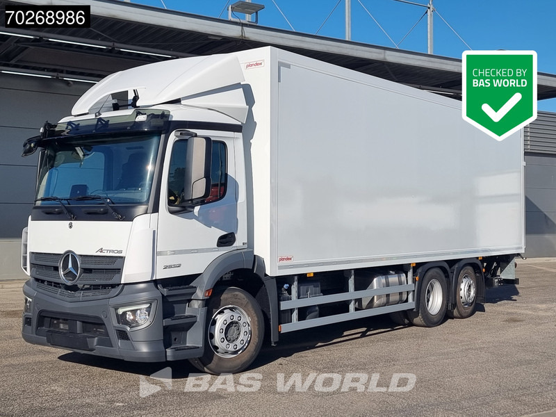 Mercedes-Benz Actros 2532 6X2 NEW 2000kg Ladebordwand Navi Lenkachse Euro 6 - Kamion sandučar: slika Mercedes-Benz Actros 2532 6X2 NEW 2000kg Ladebordwand Navi Lenkachse Euro 6 - Kamion sandučar Mercedes-Benz Actros 2532 6X2 NEW 2000kg Ladebordwand Navi Lenkachse Euro 6 - Kamion sandučar: slika Mercedes-Benz Actros 2532 6X2 NEW 2000kg Ladebordwand Navi Lenkachse Euro 6 - Kamion sandučar
