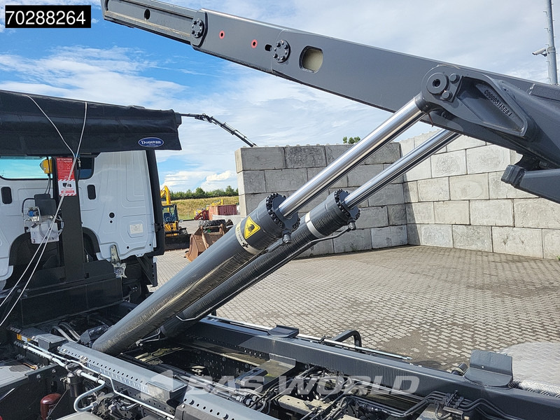 Mercedes-Benz Actros 2745 6X2 NEW! Meiller RS21-70 Hooklift Retarder Lift+Steering Axle PPC Navi - Kamion s kukastom dizalicom: slika Mercedes-Benz Actros 2745 6X2 NEW! Meiller RS21-70 Hooklift Retarder Lift+Steering Axle PPC Navi - Kamion s kukastom dizalicom Mercedes-Benz Actros 2745 6X2 NEW! Meiller RS21-70 Hooklift Retarder Lift+Steering Axle PPC Navi - Kamion s kukastom dizalicom: slika Mercedes-Benz Actros 2745 6X2 NEW! Meiller RS21-70 Hooklift Retarder Lift+Steering Axle PPC Navi - Kamion s kukastom dizalicom