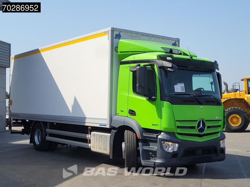 Mercedes-Benz Antos 1827 Antos 4X2 19tonner 2tons Tailgate Automatic Xenon Euro 6 - Kamion sandučar: slika Mercedes-Benz Antos 1827 Antos 4X2 19tonner 2tons Tailgate Automatic Xenon Euro 6 - Kamion sandučar Mercedes-Benz Antos 1827 Antos 4X2 19tonner 2tons Tailgate Automatic Xenon Euro 6 - Kamion sandučar: slika Mercedes-Benz Antos 1827 Antos 4X2 19tonner 2tons Tailgate Automatic Xenon Euro 6 - Kamion sandučar