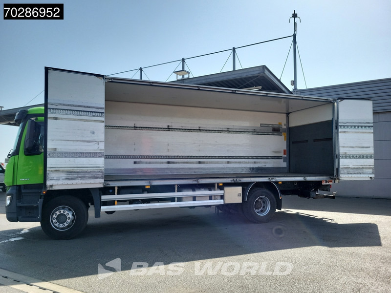 Mercedes-Benz Antos 1827 Antos 4X2 19tonner 2tons Tailgate Automatic Xenon Euro 6 - Kamion sandučar: slika Mercedes-Benz Antos 1827 Antos 4X2 19tonner 2tons Tailgate Automatic Xenon Euro 6 - Kamion sandučar Mercedes-Benz Antos 1827 Antos 4X2 19tonner 2tons Tailgate Automatic Xenon Euro 6 - Kamion sandučar: slika Mercedes-Benz Antos 1827 Antos 4X2 19tonner 2tons Tailgate Automatic Xenon Euro 6 - Kamion sandučar