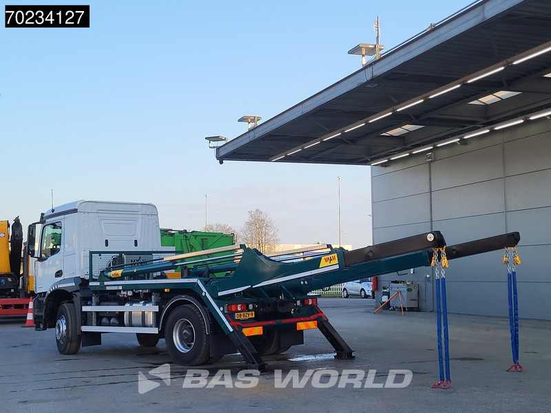 Mercedes-Benz Arocs 2136 4X2 NEW! NL-Truck 12Tons HYVA Lift Automatic Full Steelsuspension - Utovarivač s proklizavajućim upravljanjem: slika Mercedes-Benz Arocs 2136 4X2 NEW! NL-Truck 12Tons HYVA Lift Automatic Full Steelsuspension - Utovarivač s proklizavajućim upravljanjem Mercedes-Benz Arocs 2136 4X2 NEW! NL-Truck 12Tons HYVA Lift Automatic Full Steelsuspension - Utovarivač s proklizavajućim upravljanjem: slika Mercedes-Benz Arocs 2136 4X2 NEW! NL-Truck 12Tons HYVA Lift Automatic Full Steelsuspension - Utovarivač s proklizavajućim upravljanjem