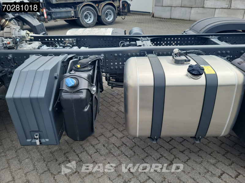 Mercedes-Benz Arocs 2636 6X4 NEW Steelsuspension chassis Flywheel PTO Big-Axle Automatic Euro 6 - Kamion-šasija: slika Mercedes-Benz Arocs 2636 6X4 NEW Steelsuspension chassis Flywheel PTO Big-Axle Automatic Euro 6 - Kamion-šasija Mercedes-Benz Arocs 2636 6X4 NEW Steelsuspension chassis Flywheel PTO Big-Axle Automatic Euro 6 - Kamion-šasija: slika Mercedes-Benz Arocs 2636 6X4 NEW Steelsuspension chassis Flywheel PTO Big-Axle Automatic Euro 6 - Kamion-šasija