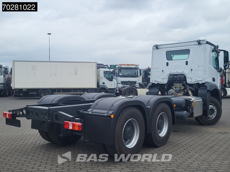Mercedes-Benz Arocs 2636 6X4 NEW chassis Flywheel PTO Big-Axle Automatic Steelsuspension Euro 6 - Kamion-šasija: slika Mercedes-Benz Arocs 2636 6X4 NEW chassis Flywheel PTO Big-Axle Automatic Steelsuspension Euro 6 - Kamion-šasija Mercedes-Benz Arocs 2636 6X4 NEW chassis Flywheel PTO Big-Axle Automatic Steelsuspension Euro 6 - Kamion-šasija: slika Mercedes-Benz Arocs 2636 6X4 NEW chassis Flywheel PTO Big-Axle Automatic Steelsuspension Euro 6 - Kamion-šasija
