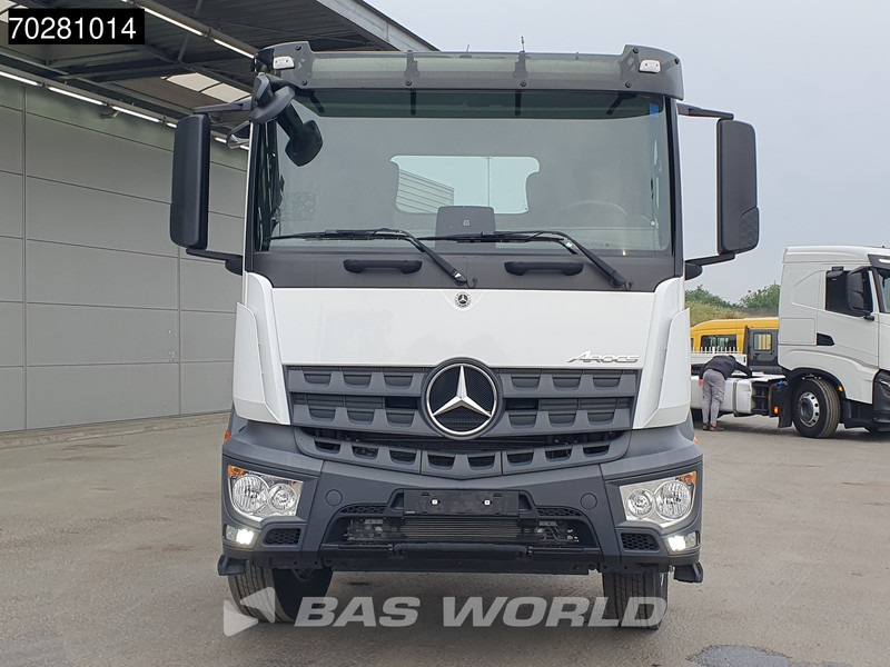 Mercedes-Benz Arocs 2640 6X4 NEW Chassis Big-Axle Automatic Euro 6 - Kamion-šasija: slika Mercedes-Benz Arocs 2640 6X4 NEW Chassis Big-Axle Automatic Euro 6 - Kamion-šasija Mercedes-Benz Arocs 2640 6X4 NEW Chassis Big-Axle Automatic Euro 6 - Kamion-šasija: slika Mercedes-Benz Arocs 2640 6X4 NEW Chassis Big-Axle Automatic Euro 6 - Kamion-šasija