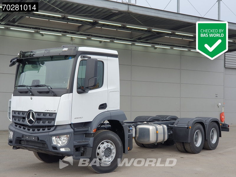 Mercedes-Benz Arocs 2640 6X4 NEW Chassis Big-Axle Automatic Euro 6 - Kamion-šasija: slika Mercedes-Benz Arocs 2640 6X4 NEW Chassis Big-Axle Automatic Euro 6 - Kamion-šasija Mercedes-Benz Arocs 2640 6X4 NEW Chassis Big-Axle Automatic Euro 6 - Kamion-šasija: slika Mercedes-Benz Arocs 2640 6X4 NEW Chassis Big-Axle Automatic Euro 6 - Kamion-šasija