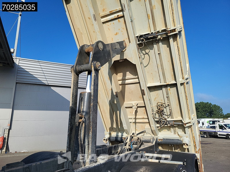 Mercedes-Benz Arocs 3240 8X4 12m3 2-side Tipper Steel Suspension Automatic Big-Axle Euro 6 - Kiper: slika Mercedes-Benz Arocs 3240 8X4 12m3 2-side Tipper Steel Suspension Automatic Big-Axle Euro 6 - Kiper Mercedes-Benz Arocs 3240 8X4 12m3 2-side Tipper Steel Suspension Automatic Big-Axle Euro 6 - Kiper: slika Mercedes-Benz Arocs 3240 8X4 12m3 2-side Tipper Steel Suspension Automatic Big-Axle Euro 6 - Kiper
