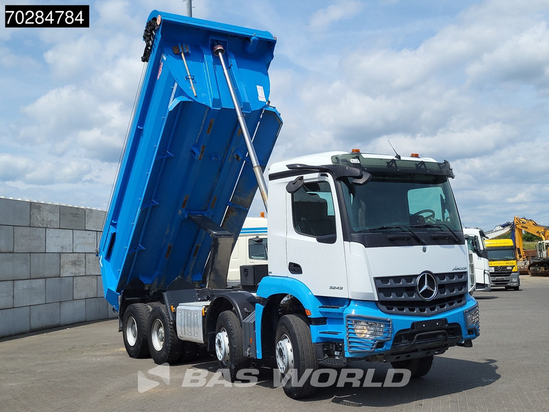 Mercedes-Benz Arocs 3243 8X4 16m3 tipper Big-Axle Steelsuspension Automatic Navi Euro 6 - Kiper: slika Mercedes-Benz Arocs 3243 8X4 16m3 tipper Big-Axle Steelsuspension Automatic Navi Euro 6 - Kiper Mercedes-Benz Arocs 3243 8X4 16m3 tipper Big-Axle Steelsuspension Automatic Navi Euro 6 - Kiper: slika Mercedes-Benz Arocs 3243 8X4 16m3 tipper Big-Axle Steelsuspension Automatic Navi Euro 6 - Kiper