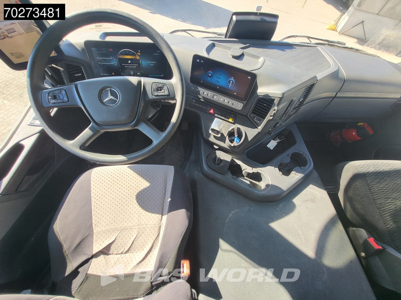 Interior photo 1: Zakup Mercedes-Benz Arocs 3246 8X4 16m3 Bennes Marrel Retarder Big-Axle Steelsuspension Euro 6 Mercedes-Benz Arocs 3246 8X4 16m3 Bennes Marrel Retarder Big-Axle Steelsuspension Euro 6