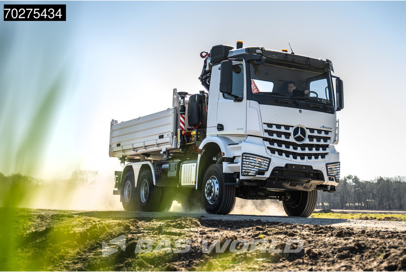 Mercedes-Benz Arocs 3348 6X6 Fassi F255A.2.24 xe-dynamic Kran Dreiseitenkipper Navi Euro 6 - Kiper, Kamion s kranom: slika Mercedes-Benz Arocs 3348 6X6 Fassi F255A.2.24 xe-dynamic Kran Dreiseitenkipper Navi Euro 6 - Kiper, Kamion s kranom Mercedes-Benz Arocs 3348 6X6 Fassi F255A.2.24 xe-dynamic Kran Dreiseitenkipper Navi Euro 6 - Kiper, Kamion s kranom: slika Mercedes-Benz Arocs 3348 6X6 Fassi F255A.2.24 xe-dynamic Kran Dreiseitenkipper Navi Euro 6 - Kiper, Kamion s kranom