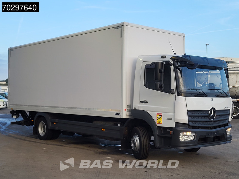 Mercedes-Benz Atego 1223 4X2 12tonner Automatic 1500kg Ladebordwand Euro 6 - Kamion sandučar: slika Mercedes-Benz Atego 1223 4X2 12tonner Automatic 1500kg Ladebordwand Euro 6 - Kamion sandučar Mercedes-Benz Atego 1223 4X2 12tonner Automatic 1500kg Ladebordwand Euro 6 - Kamion sandučar: slika Mercedes-Benz Atego 1223 4X2 12tonner Automatic 1500kg Ladebordwand Euro 6 - Kamion sandučar