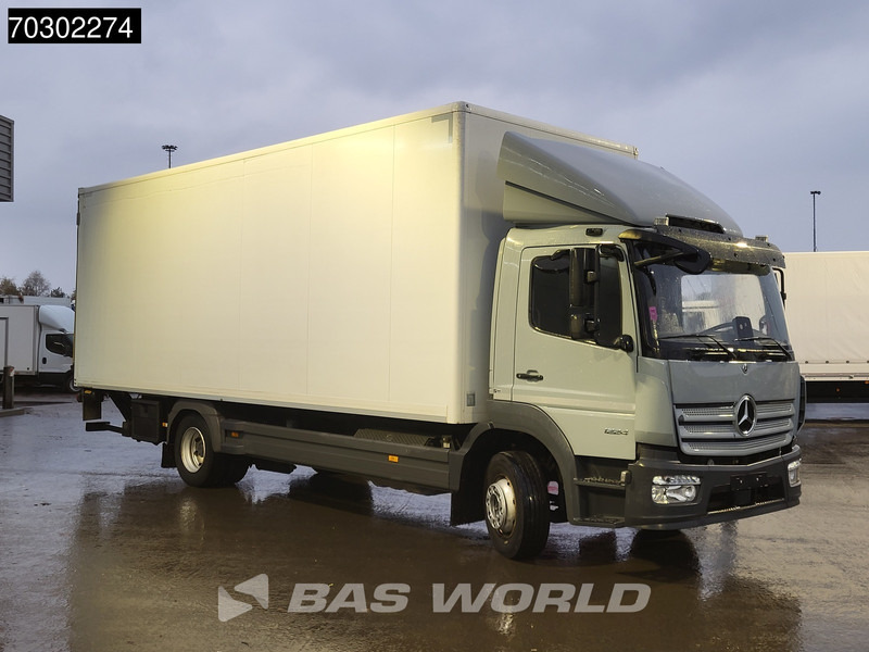Mercedes-Benz Atego 1224 Atego 4X2 6-Cylinder 12t Automatic Tail Gate Euro 6 - Kamion sandučar: slika Mercedes-Benz Atego 1224 Atego 4X2 6-Cylinder 12t Automatic Tail Gate Euro 6 - Kamion sandučar Mercedes-Benz Atego 1224 Atego 4X2 6-Cylinder 12t Automatic Tail Gate Euro 6 - Kamion sandučar: slika Mercedes-Benz Atego 1224 Atego 4X2 6-Cylinder 12t Automatic Tail Gate Euro 6 - Kamion sandučar