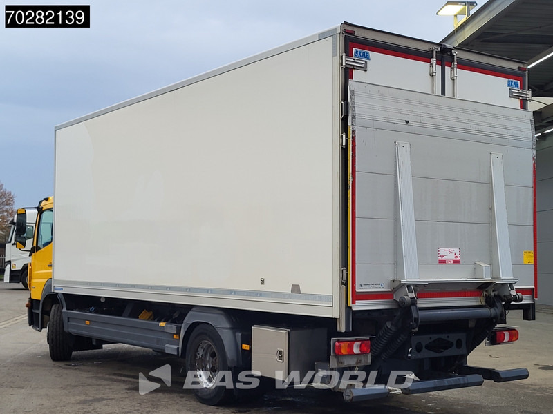 Mercedes-Benz Atego 1524 Atego 4X2 16tonner Thermo King T-1200R cooler 1500kg Ladebordwand Automatic - Kamion hladnjača: slika Mercedes-Benz Atego 1524 Atego 4X2 16tonner Thermo King T-1200R cooler 1500kg Ladebordwand Automatic - Kamion hladnjača Mercedes-Benz Atego 1524 Atego 4X2 16tonner Thermo King T-1200R cooler 1500kg Ladebordwand Automatic - Kamion hladnjača: slika Mercedes-Benz Atego 1524 Atego 4X2 16tonner Thermo King T-1200R cooler 1500kg Ladebordwand Automatic - Kamion hladnjača