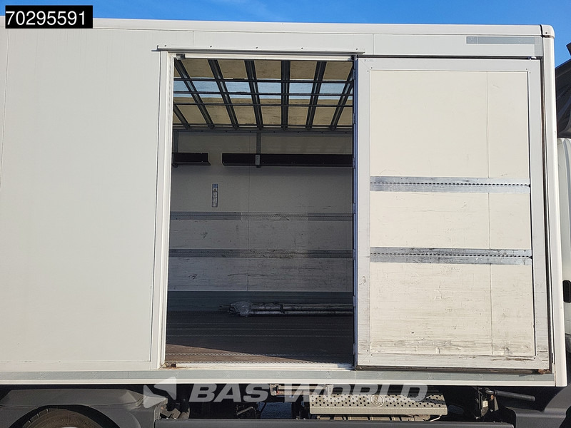 Kamion sandučar Mercedes-Benz Atego 816 4X2 8tonner Automatic 1500kg Tailgate Euro 6: slika Kamion sandučar Mercedes-Benz Atego 816 4X2 8tonner Automatic 1500kg Tailgate Euro 6