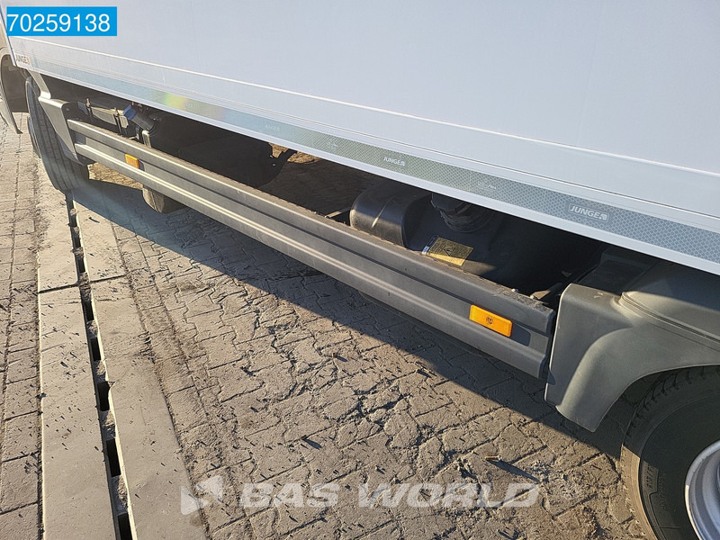 Mercedes-Benz Atego 816 4X2 Thermo King B-100 Max Ladebordwand Euro 6 - Kamion hladnjača: slika Mercedes-Benz Atego 816 4X2 Thermo King B-100 Max Ladebordwand Euro 6 - Kamion hladnjača Mercedes-Benz Atego 816 4X2 Thermo King B-100 Max Ladebordwand Euro 6 - Kamion hladnjača: slika Mercedes-Benz Atego 816 4X2 Thermo King B-100 Max Ladebordwand Euro 6 - Kamion hladnjača