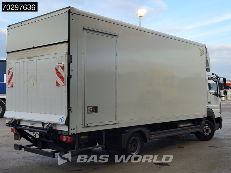 Mercedes-Benz Atego 818 4X2 1000kg Ladebordwand Automatic Euro 6 - Kamion sandučar: slika Mercedes-Benz Atego 818 4X2 1000kg Ladebordwand Automatic Euro 6 - Kamion sandučar Mercedes-Benz Atego 818 4X2 1000kg Ladebordwand Automatic Euro 6 - Kamion sandučar: slika Mercedes-Benz Atego 818 4X2 1000kg Ladebordwand Automatic Euro 6 - Kamion sandučar