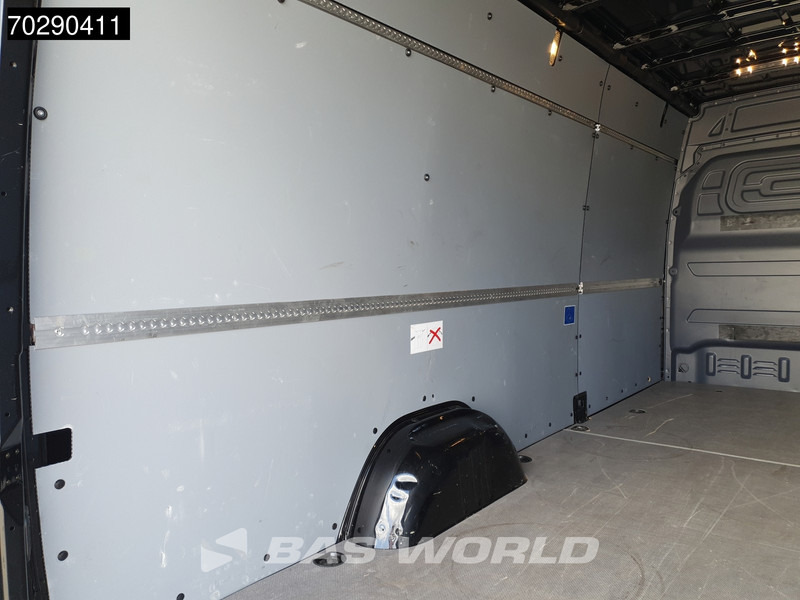 Mercedes-Benz Sprinter 317 CDI Automaat 170PK 3,5t Trekhaak L3H2 Airco Camera Parkeersensoren MBUX CarPlay Euro6 L3 15m3 A/C Towbar - Furgon: slika Mercedes-Benz Sprinter 317 CDI Automaat 170PK 3,5t Trekhaak L3H2 Airco Camera Parkeersensoren MBUX CarPlay Euro6 L3 15m3 A/C Towbar - Furgon Mercedes-Benz Sprinter 317 CDI Automaat 170PK 3,5t Trekhaak L3H2 Airco Camera Parkeersensoren MBUX CarPlay Euro6 L3 15m3 A/C Towbar - Furgon: slika Mercedes-Benz Sprinter 317 CDI Automaat 170PK 3,5t Trekhaak L3H2 Airco Camera Parkeersensoren MBUX CarPlay Euro6 L3 15m3 A/C Towbar - Furgon