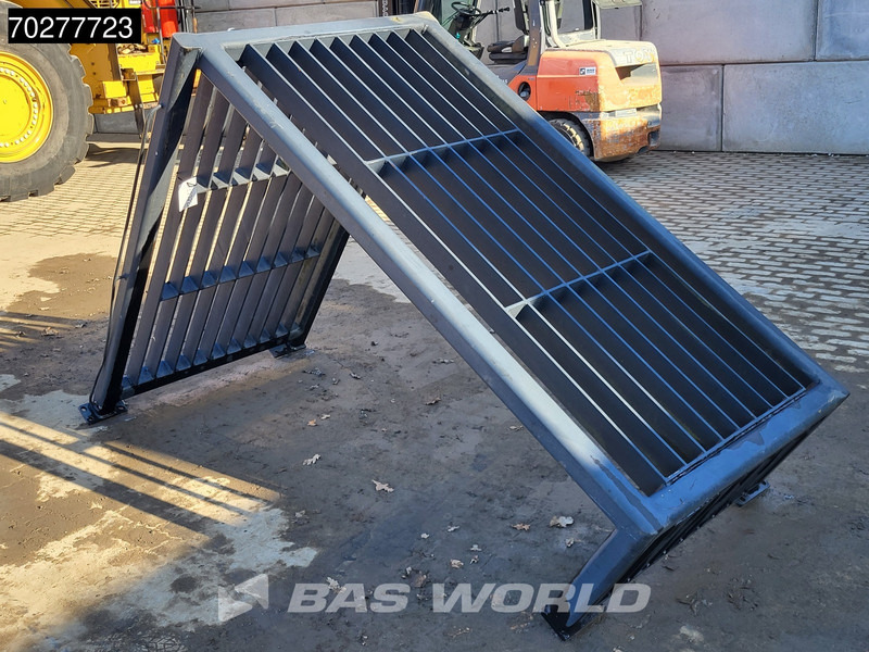 Demolition CAGE - Priključak: slika Demolition CAGE - Priključak Demolition CAGE - Priključak: slika Demolition CAGE - Priključak