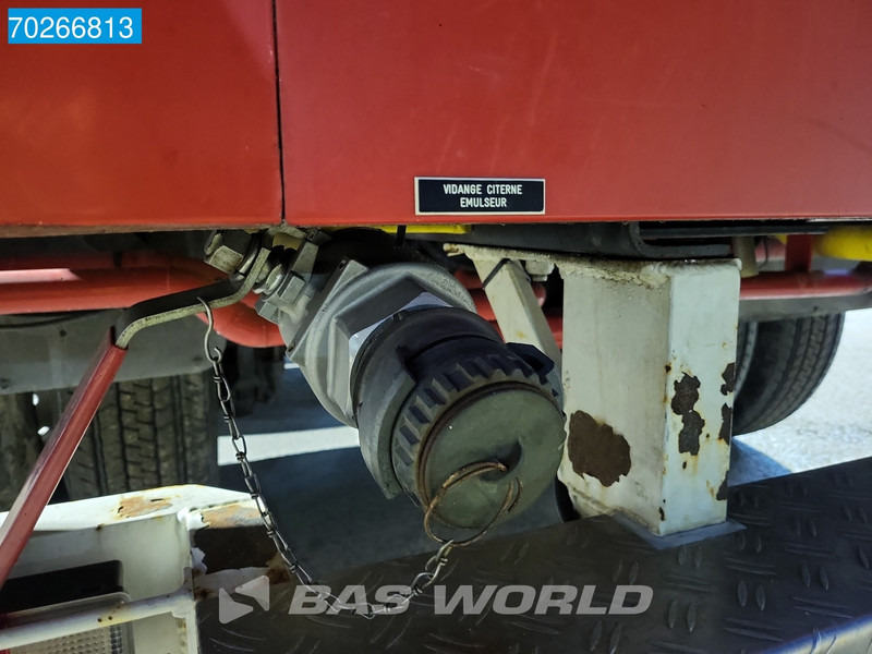 Zakup Renault Kerax 400 8X4 Feuerwehr Telma 12000L Manual Steelsuspension Euro 2 Renault Kerax 400 8X4 Feuerwehr Telma 12000L Manual Steelsuspension Euro 2: slika Zakup Renault Kerax 400 8X4 Feuerwehr Telma 12000L Manual Steelsuspension Euro 2 Renault Kerax 400 8X4 Feuerwehr Telma 12000L Manual Steelsuspension Euro 2