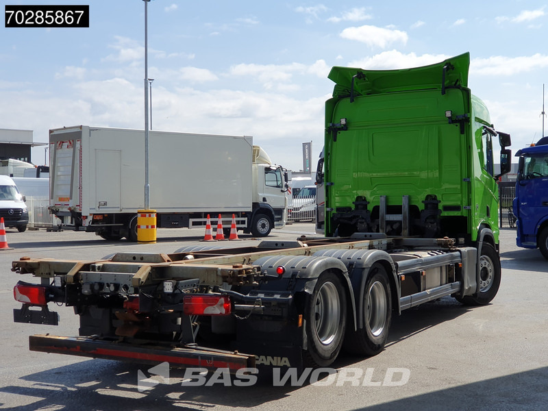 Transporter kontejnera/ Kamion s izmjenjivim sanducima Scania R520 R 6X2 BDF Retarder Lift-axle Automatic LED ACC Euro 6: slika Transporter kontejnera/ Kamion s izmjenjivim sanducima Scania R520 R 6X2 BDF Retarder Lift-axle Automatic LED ACC Euro 6