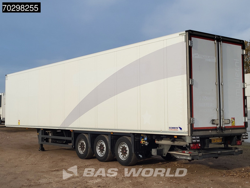 Schmitz Cargobull Carrier Vector 1550 Select 3 axles TUV 10/26 Tailgate Lifting Axle - Poluprikolica hladnjača: slika Schmitz Cargobull Carrier Vector 1550 Select 3 axles TUV 10/26 Tailgate Lifting Axle - Poluprikolica hladnjača Schmitz Cargobull Carrier Vector 1550 Select 3 axles TUV 10/26 Tailgate Lifting Axle - Poluprikolica hladnjača: slika Schmitz Cargobull Carrier Vector 1550 Select 3 axles TUV 10/26 Tailgate Lifting Axle - Poluprikolica hladnjača