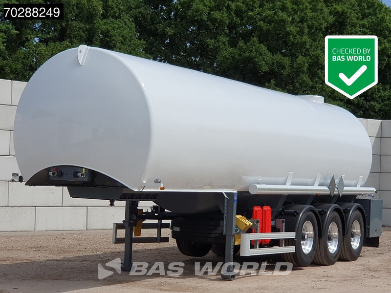 Tanker Solutions CLP-36/1 New! 36.000 L Fuel Tank Liftachse - Poluprikolica cisterna: slika Tanker Solutions CLP-36/1 New! 36.000 L Fuel Tank Liftachse - Poluprikolica cisterna Tanker Solutions CLP-36/1 New! 36.000 L Fuel Tank Liftachse - Poluprikolica cisterna: slika Tanker Solutions CLP-36/1 New! 36.000 L Fuel Tank Liftachse - Poluprikolica cisterna