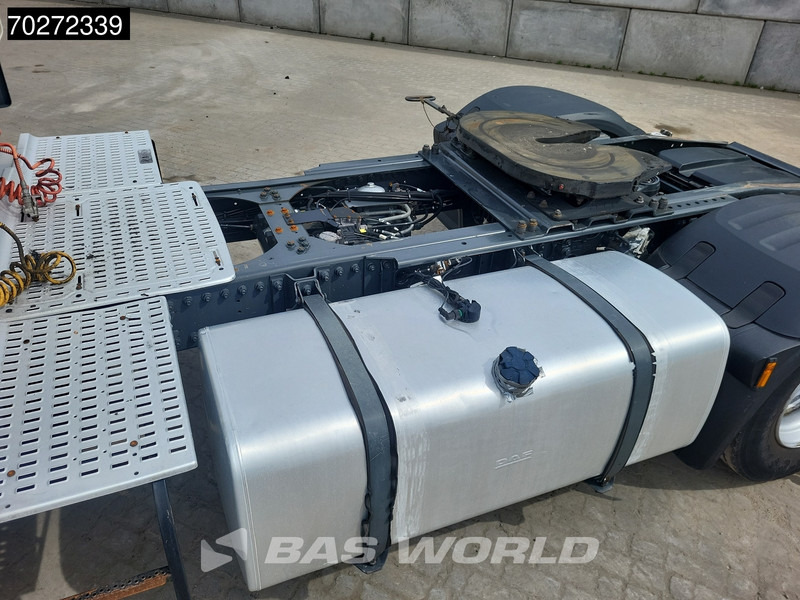 DAF CF 410 CF 4X2 NL-Truck - Tegljač: slika DAF CF 410 CF 4X2 NL-Truck - Tegljač DAF CF 410 CF 4X2 NL-Truck - Tegljač: slika DAF CF 410 CF 4X2 NL-Truck - Tegljač