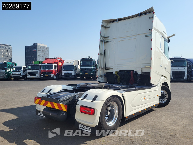 DAF XG+ 530 4X2 Retarder 2x Tanks Standklima Leather Alcoa's - Tegljač: slika DAF XG+ 530 4X2 Retarder 2x Tanks Standklima Leather Alcoa's - Tegljač DAF XG+ 530 4X2 Retarder 2x Tanks Standklima Leather Alcoa's - Tegljač: slika DAF XG+ 530 4X2 Retarder 2x Tanks Standklima Leather Alcoa's - Tegljač