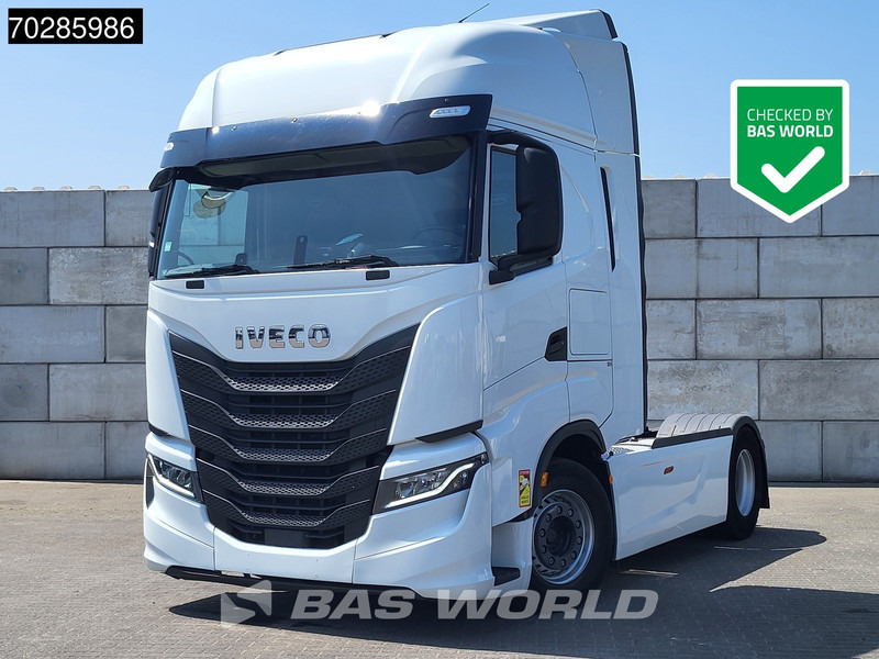 Iveco S-Way 490 4X2 Retarder Standklima 2xTanks Navi ACC LED Euro 6 - Tegljač: slika Iveco S-Way 490 4X2 Retarder Standklima 2xTanks Navi ACC LED Euro 6 - Tegljač Iveco S-Way 490 4X2 Retarder Standklima 2xTanks Navi ACC LED Euro 6 - Tegljač: slika Iveco S-Way 490 4X2 Retarder Standklima 2xTanks Navi ACC LED Euro 6 - Tegljač