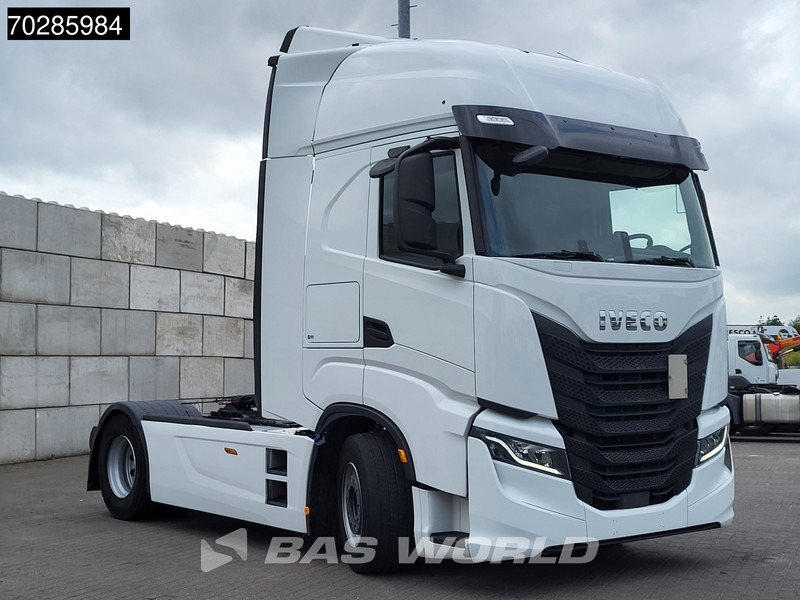 Iveco S-Way 490 4X2 Retarder Standklima 2xTanks Navi ACC LED Euro 6 - Tegljač: slika Iveco S-Way 490 4X2 Retarder Standklima 2xTanks Navi ACC LED Euro 6 - Tegljač Iveco S-Way 490 4X2 Retarder Standklima 2xTanks Navi ACC LED Euro 6 - Tegljač: slika Iveco S-Way 490 4X2 Retarder Standklima 2xTanks Navi ACC LED Euro 6 - Tegljač