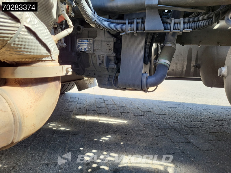 Tegljač Iveco S-Way 530 4X2 Retarder 2xTanks LED Standklima Navi ACC Euro 6: slika Tegljač Iveco S-Way 530 4X2 Retarder 2xTanks LED Standklima Navi ACC Euro 6