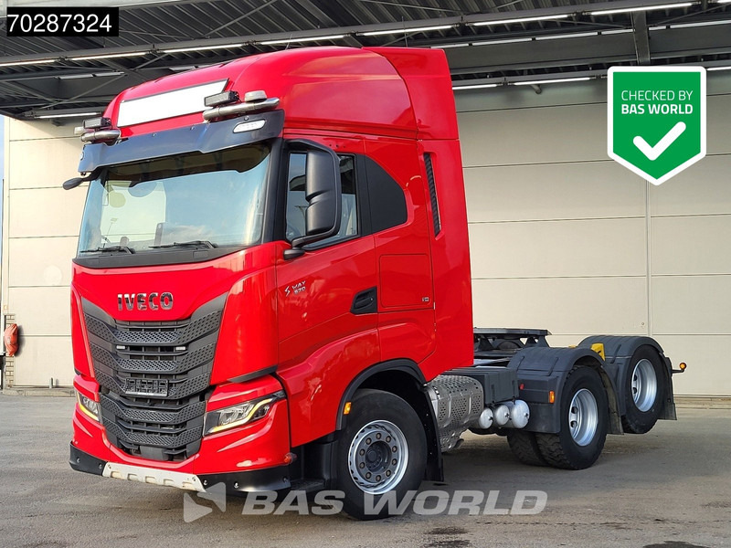 Iveco S-Way 570 6X2 Full-Air Retarder Hydrauliek Liftachse ACC Navi LED Euro 6 - Tegljač: slika Iveco S-Way 570 6X2 Full-Air Retarder Hydrauliek Liftachse ACC Navi LED Euro 6 - Tegljač Iveco S-Way 570 6X2 Full-Air Retarder Hydrauliek Liftachse ACC Navi LED Euro 6 - Tegljač: slika Iveco S-Way 570 6X2 Full-Air Retarder Hydrauliek Liftachse ACC Navi LED Euro 6 - Tegljač