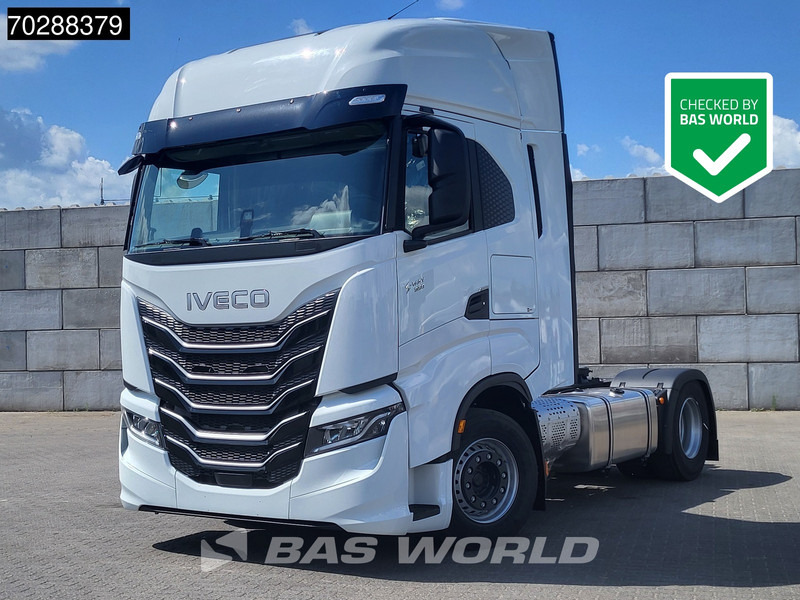Iveco S-Way 580 4X2 NEW! 2x Tanks Navi ACC Standklima - Tegljač: slika Iveco S-Way 580 4X2 NEW! 2x Tanks Navi ACC Standklima - Tegljač Iveco S-Way 580 4X2 NEW! 2x Tanks Navi ACC Standklima - Tegljač: slika Iveco S-Way 580 4X2 NEW! 2x Tanks Navi ACC Standklima - Tegljač