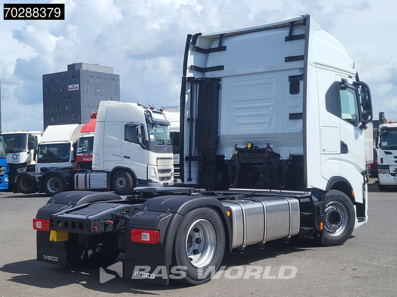 Iveco S-Way 580 4X2 NEW! 2x Tanks Navi ACC Standklima - Tegljač: slika Iveco S-Way 580 4X2 NEW! 2x Tanks Navi ACC Standklima - Tegljač Iveco S-Way 580 4X2 NEW! 2x Tanks Navi ACC Standklima - Tegljač: slika Iveco S-Way 580 4X2 NEW! 2x Tanks Navi ACC Standklima - Tegljač