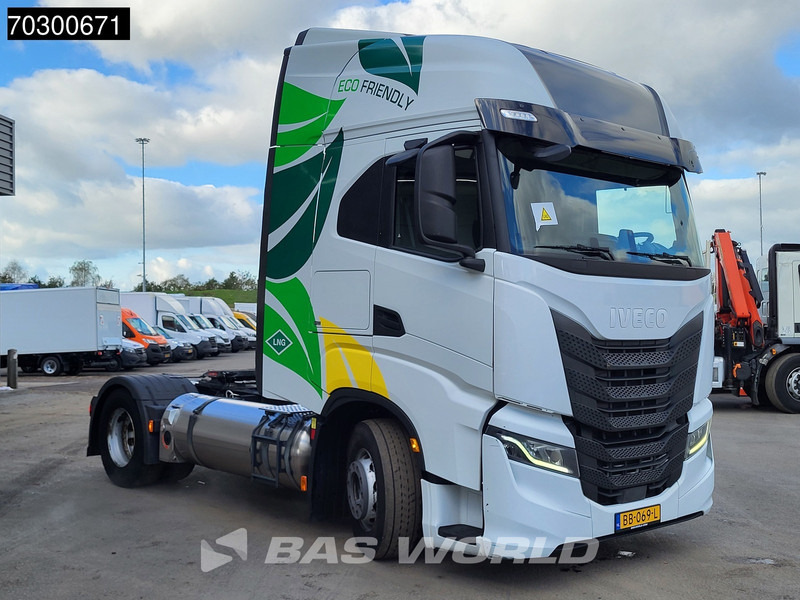Iveco S-Way NP 460 4X2 LNG! NL-Truck Retarder 2xTanks ACC LED Euro 6 - Tegljač: slika Iveco S-Way NP 460 4X2 LNG! NL-Truck Retarder 2xTanks ACC LED Euro 6 - Tegljač Iveco S-Way NP 460 4X2 LNG! NL-Truck Retarder 2xTanks ACC LED Euro 6 - Tegljač: slika Iveco S-Way NP 460 4X2 LNG! NL-Truck Retarder 2xTanks ACC LED Euro 6 - Tegljač
