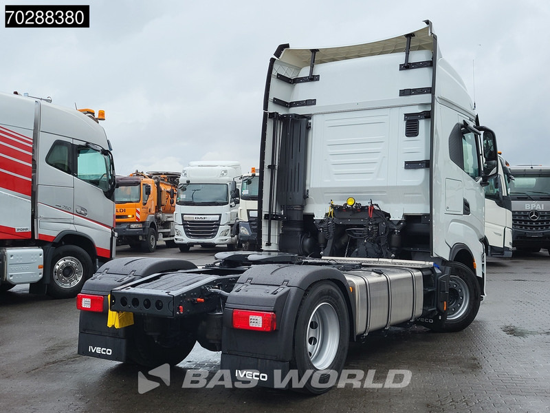 Iveco S-way 580 4X2 NEW! 2x Tanks Navi ACC Standklima - Tegljač: slika Iveco S-way 580 4X2 NEW! 2x Tanks Navi ACC Standklima - Tegljač Iveco S-way 580 4X2 NEW! 2x Tanks Navi ACC Standklima - Tegljač: slika Iveco S-way 580 4X2 NEW! 2x Tanks Navi ACC Standklima - Tegljač