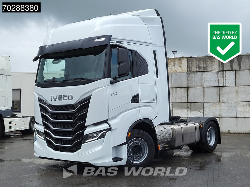 Iveco S-way 580 4X2 NEW! 2x Tanks Navi ACC Standklima - Tegljač: slika Iveco S-way 580 4X2 NEW! 2x Tanks Navi ACC Standklima - Tegljač Iveco S-way 580 4X2 NEW! 2x Tanks Navi ACC Standklima - Tegljač: slika Iveco S-way 580 4X2 NEW! 2x Tanks Navi ACC Standklima - Tegljač