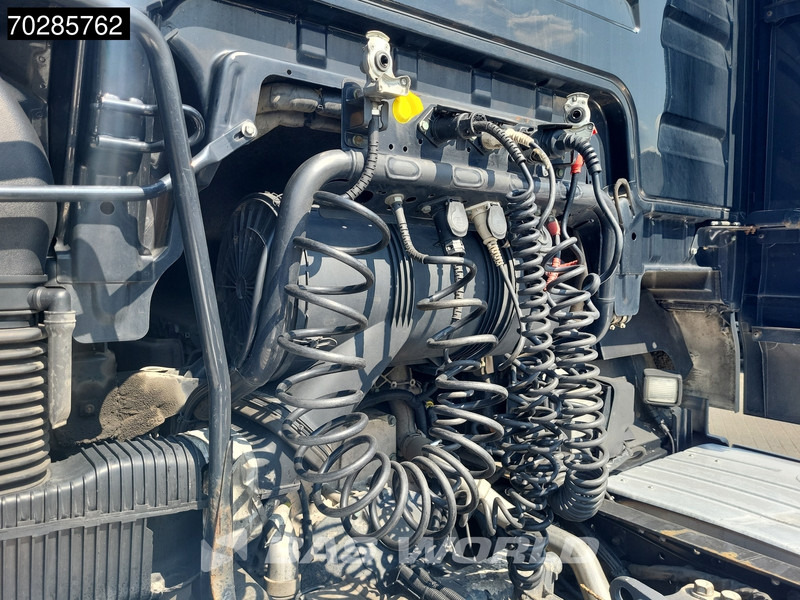 MAN TGX 18.460 4X2 XXL Mega Retarder 2xTanks Standklima Euro 6 - Tegljač: slika MAN TGX 18.460 4X2 XXL Mega Retarder 2xTanks Standklima Euro 6 - Tegljač MAN TGX 18.460 4X2 XXL Mega Retarder 2xTanks Standklima Euro 6 - Tegljač: slika MAN TGX 18.460 4X2 XXL Mega Retarder 2xTanks Standklima Euro 6 - Tegljač