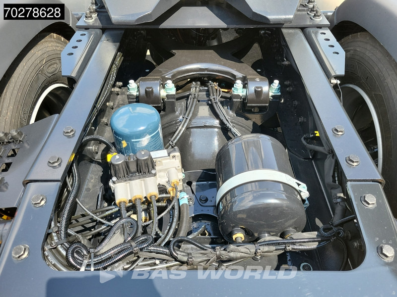 Novi Tegljač MAN TGX 18.520 4X2 NEW! GX Retarder 2x Tanks Standklima MirrorCam Navi LED: slika Novi Tegljač MAN TGX 18.520 4X2 NEW! GX Retarder 2x Tanks Standklima MirrorCam Navi LED