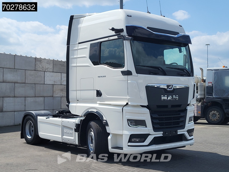 MAN TGX 18.520 4X2 Retarder 2xTanks MirrorCam Standklima ACC Navi LED Euro 6 Nieuw! - Tegljač: slika MAN TGX 18.520 4X2 Retarder 2xTanks MirrorCam Standklima ACC Navi LED Euro 6 Nieuw! - Tegljač MAN TGX 18.520 4X2 Retarder 2xTanks MirrorCam Standklima ACC Navi LED Euro 6 Nieuw! - Tegljač: slika MAN TGX 18.520 4X2 Retarder 2xTanks MirrorCam Standklima ACC Navi LED Euro 6 Nieuw! - Tegljač