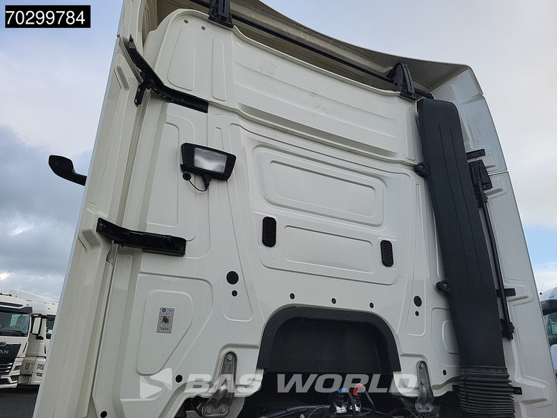 Mercedes-Benz Actros 1842 4X2 StreamSpace Mega Retarder MirrorCam 2xTanks Navi ACC Euro 6 - Tegljač: slika Mercedes-Benz Actros 1842 4X2 StreamSpace Mega Retarder MirrorCam 2xTanks Navi ACC Euro 6 - Tegljač Mercedes-Benz Actros 1842 4X2 StreamSpace Mega Retarder MirrorCam 2xTanks Navi ACC Euro 6 - Tegljač: slika Mercedes-Benz Actros 1842 4X2 StreamSpace Mega Retarder MirrorCam 2xTanks Navi ACC Euro 6 - Tegljač