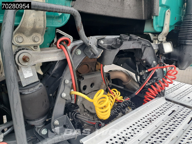 Mercedes-Benz Actros 1843 Actros 4X2 StreamSpace Euro 6 - Tegljač: slika Mercedes-Benz Actros 1843 Actros 4X2 StreamSpace Euro 6 - Tegljač Mercedes-Benz Actros 1843 Actros 4X2 StreamSpace Euro 6 - Tegljač: slika Mercedes-Benz Actros 1843 Actros 4X2 StreamSpace Euro 6 - Tegljač