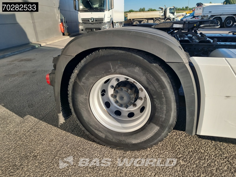 Tegljač Mercedes-Benz Actros 1848 4X2 BigSpace 2xTanks Standklima Euro 6: slika Tegljač Mercedes-Benz Actros 1848 4X2 BigSpace 2xTanks Standklima Euro 6