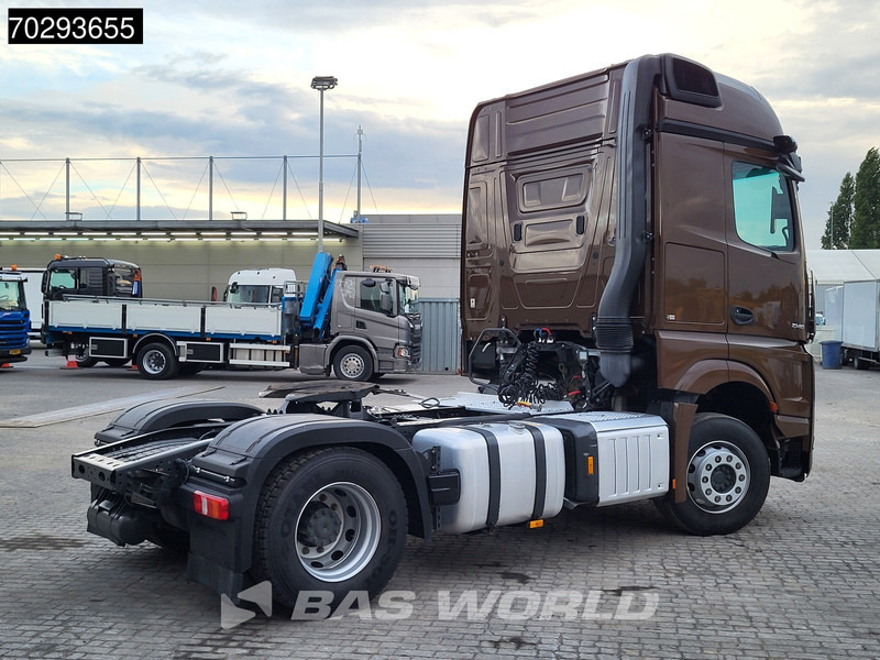 Mercedes-Benz Actros 1848 4X2 BigSpace Retarder 2x Tanks ACC Standklima MirrorCam Euro 6 - Tegljač: slika Mercedes-Benz Actros 1848 4X2 BigSpace Retarder 2x Tanks ACC Standklima MirrorCam Euro 6 - Tegljač Mercedes-Benz Actros 1848 4X2 BigSpace Retarder 2x Tanks ACC Standklima MirrorCam Euro 6 - Tegljač: slika Mercedes-Benz Actros 1848 4X2 BigSpace Retarder 2x Tanks ACC Standklima MirrorCam Euro 6 - Tegljač