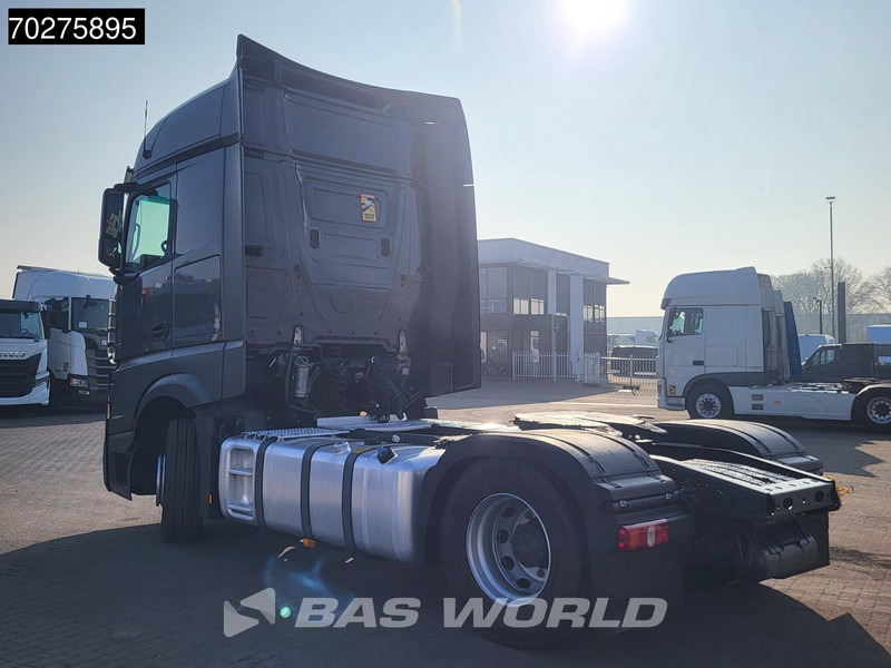 Mercedes-Benz Actros 1851 4X2 BigSpace 2x Tanks - Tegljač: slika Mercedes-Benz Actros 1851 4X2 BigSpace 2x Tanks - Tegljač Mercedes-Benz Actros 1851 4X2 BigSpace 2x Tanks - Tegljač: slika Mercedes-Benz Actros 1851 4X2 BigSpace 2x Tanks - Tegljač