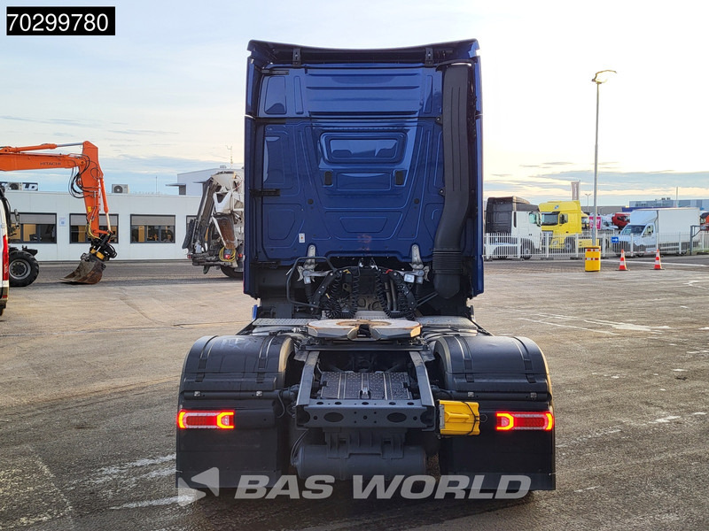 Mercedes-Benz Actros 1851 4X2 BigSpace Retarder 2x Tanks Full-Air Standklima - Tegljač: slika Mercedes-Benz Actros 1851 4X2 BigSpace Retarder 2x Tanks Full-Air Standklima - Tegljač Mercedes-Benz Actros 1851 4X2 BigSpace Retarder 2x Tanks Full-Air Standklima - Tegljač: slika Mercedes-Benz Actros 1851 4X2 BigSpace Retarder 2x Tanks Full-Air Standklima - Tegljač