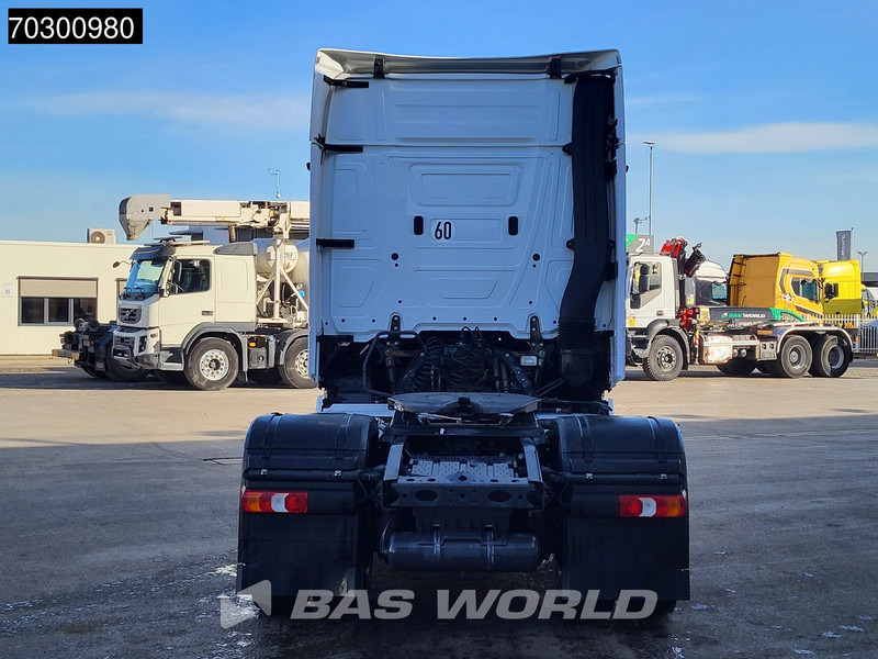 Mercedes-Benz Actros 1853 Actros 4X2 BigSpace Retarder Full-Air Hydraulik Standklima - Tegljač: slika Mercedes-Benz Actros 1853 Actros 4X2 BigSpace Retarder Full-Air Hydraulik Standklima - Tegljač Mercedes-Benz Actros 1853 Actros 4X2 BigSpace Retarder Full-Air Hydraulik Standklima - Tegljač: slika Mercedes-Benz Actros 1853 Actros 4X2 BigSpace Retarder Full-Air Hydraulik Standklima - Tegljač