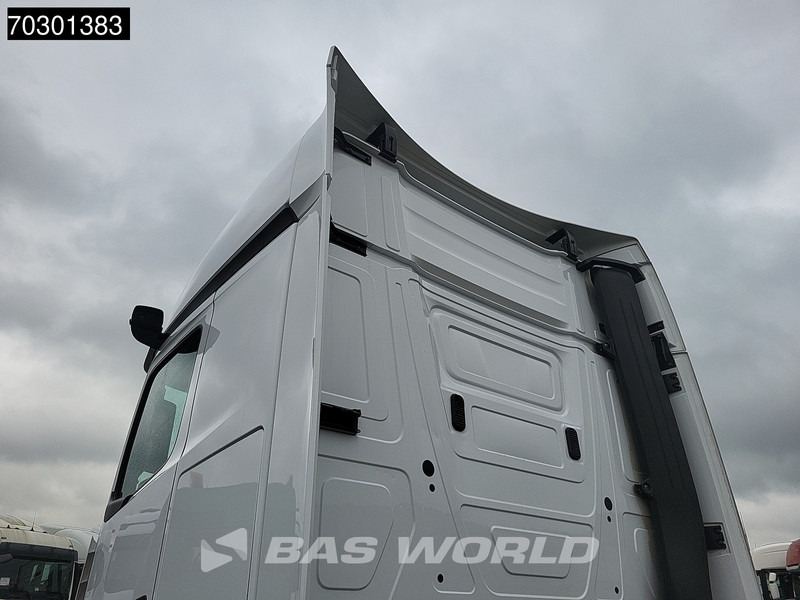 Mercedes-Benz Actros 1863 Actros 4X2 BigSpace Retarder 2x Tanks - Tegljač: slika Mercedes-Benz Actros 1863 Actros 4X2 BigSpace Retarder 2x Tanks - Tegljač Mercedes-Benz Actros 1863 Actros 4X2 BigSpace Retarder 2x Tanks - Tegljač: slika Mercedes-Benz Actros 1863 Actros 4X2 BigSpace Retarder 2x Tanks - Tegljač